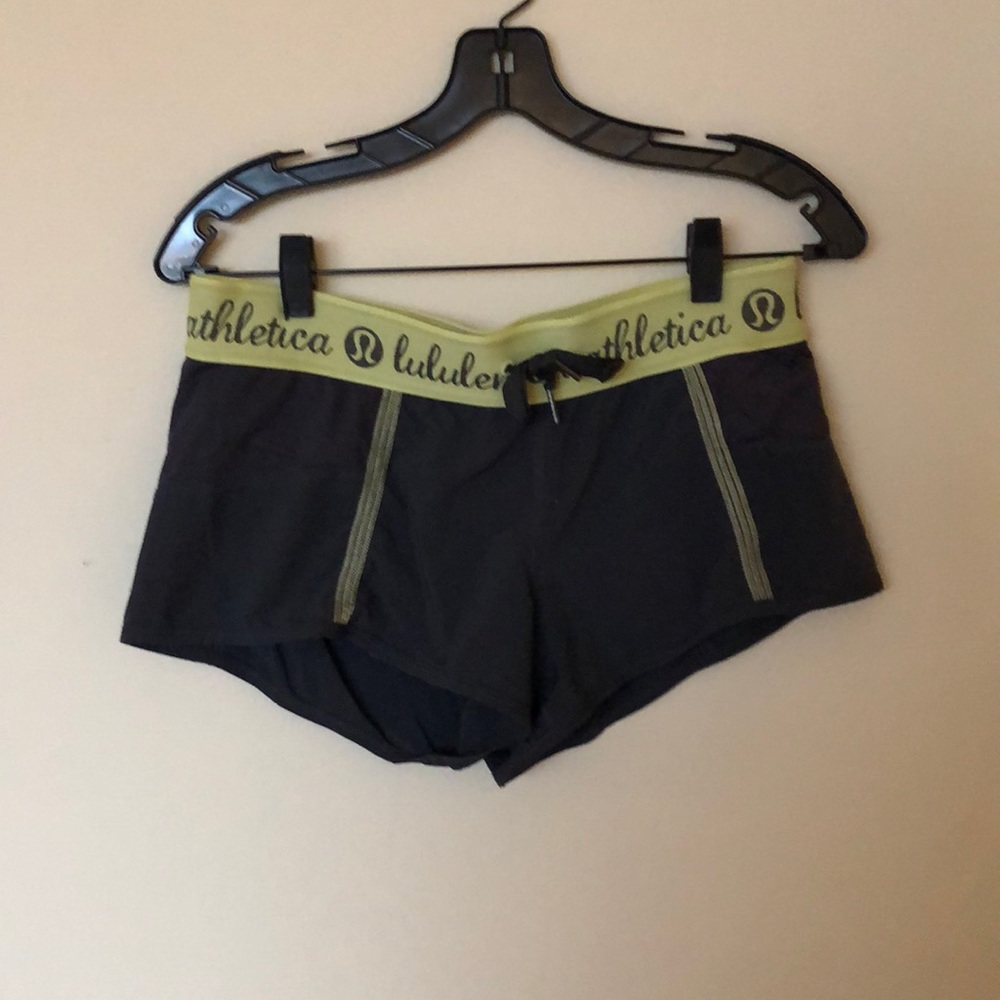 Lulu shorts